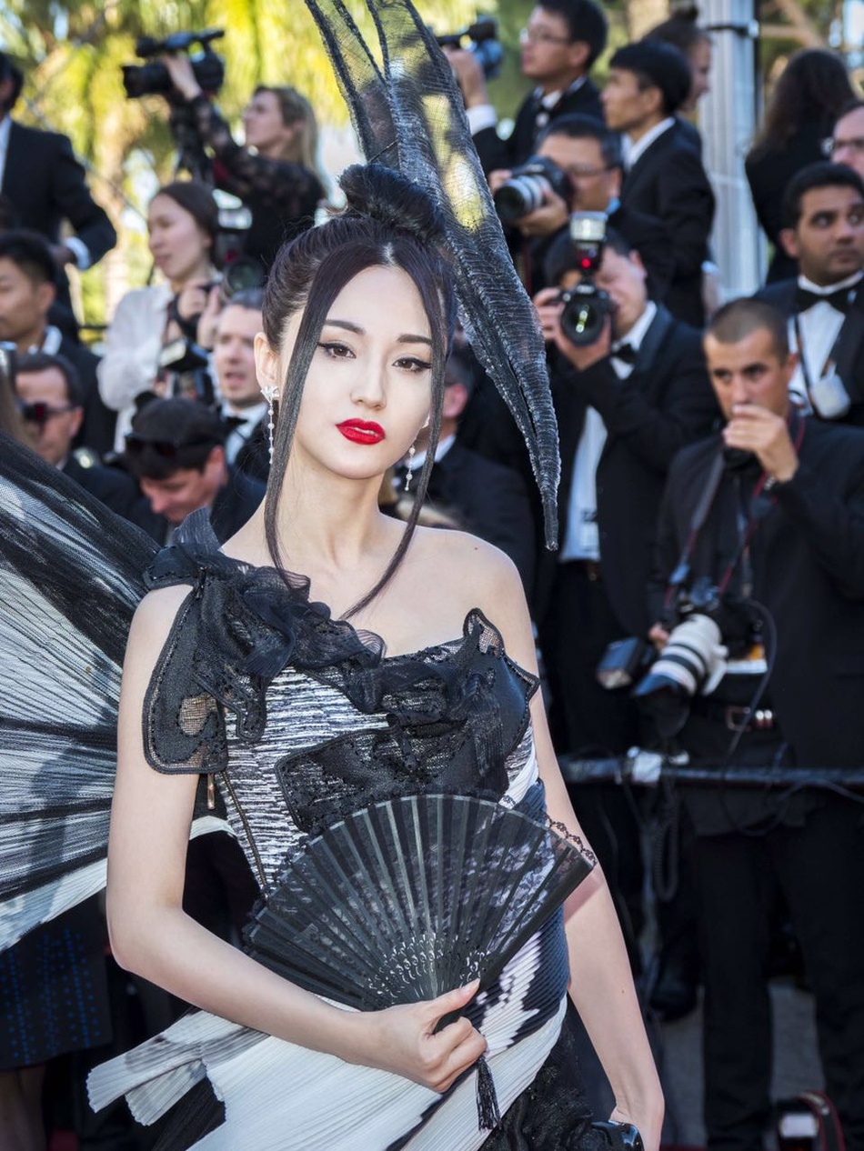 Trung Quoc mat mat vi dan sao tre anh 3