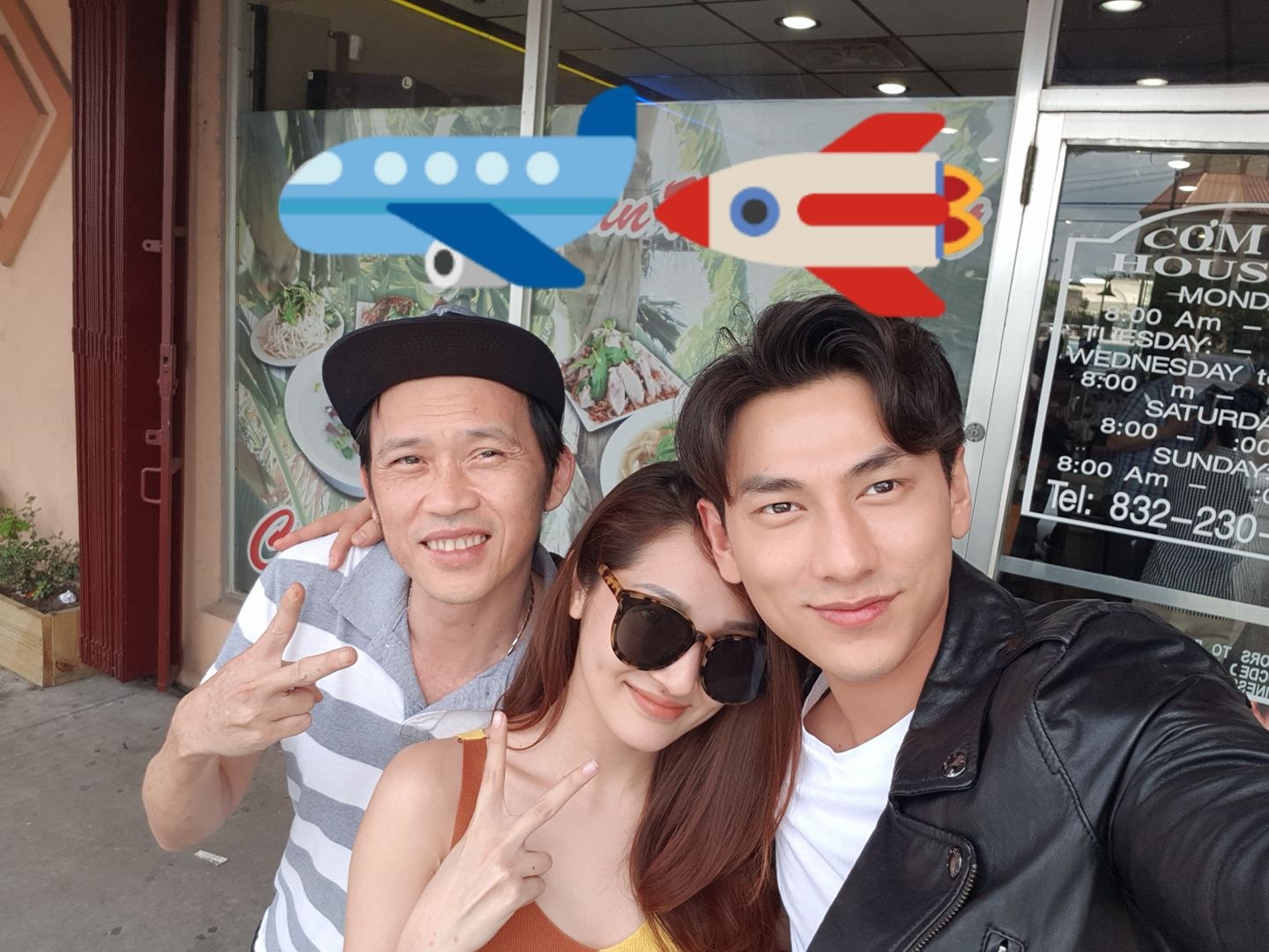 Bao Anh hoi ngo Chi Tai,  Hoai Linh anh 2