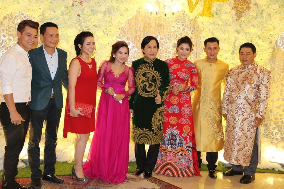 Nghe si Viet mung cuoi con gai Kim Tu Long anh 14