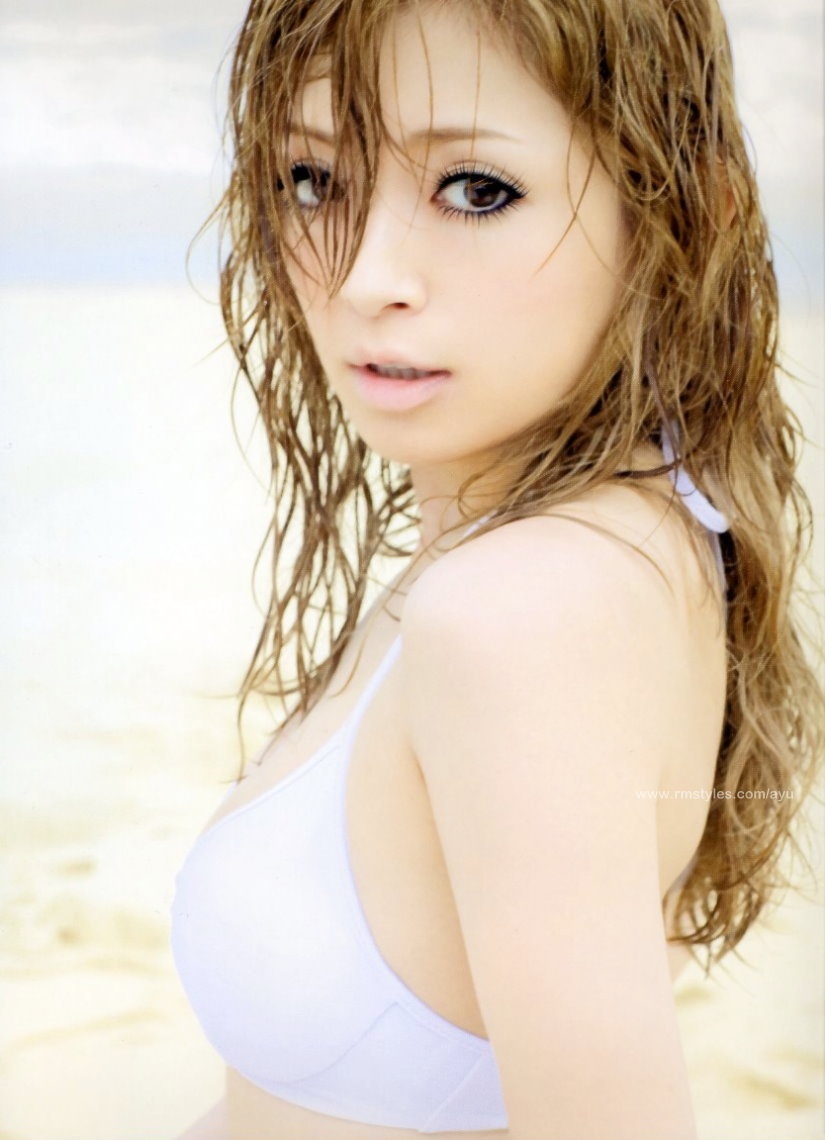 Hamasaki Ayumi bị điếc ảnh 2 Hamasaki Ayumi bi diec anh 2