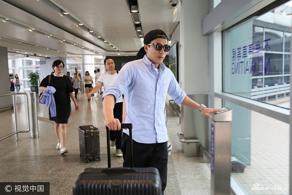 Duong Mich va Luu Khai Uy ly hon anh 3