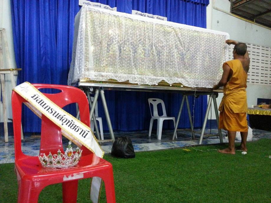 Hoa hau Thai Lan qua doi o tuoi 19 anh 2