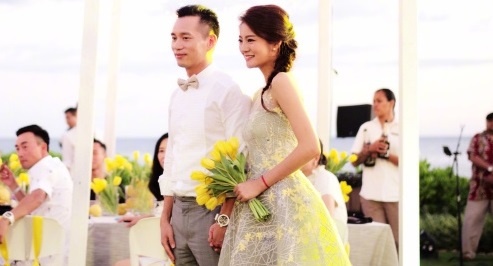 Le cuoi don gian cua sao nu 'Y thien do long ky' va chong ty phu o My hinh anh