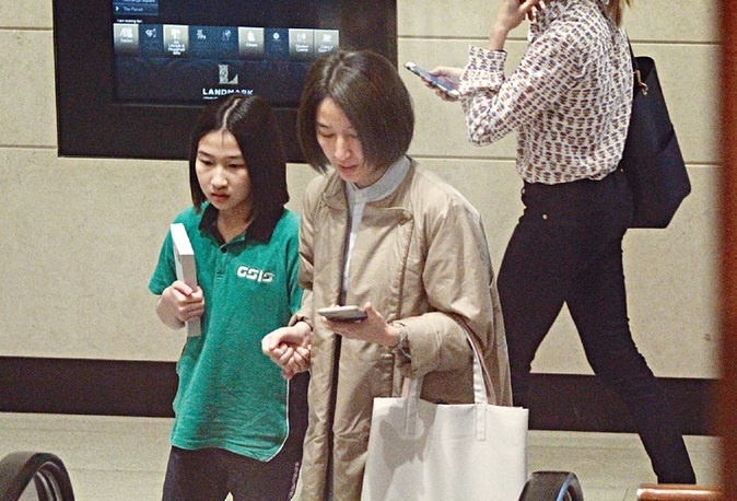 Quan Vinh Ha o tuoi 53 anh 1