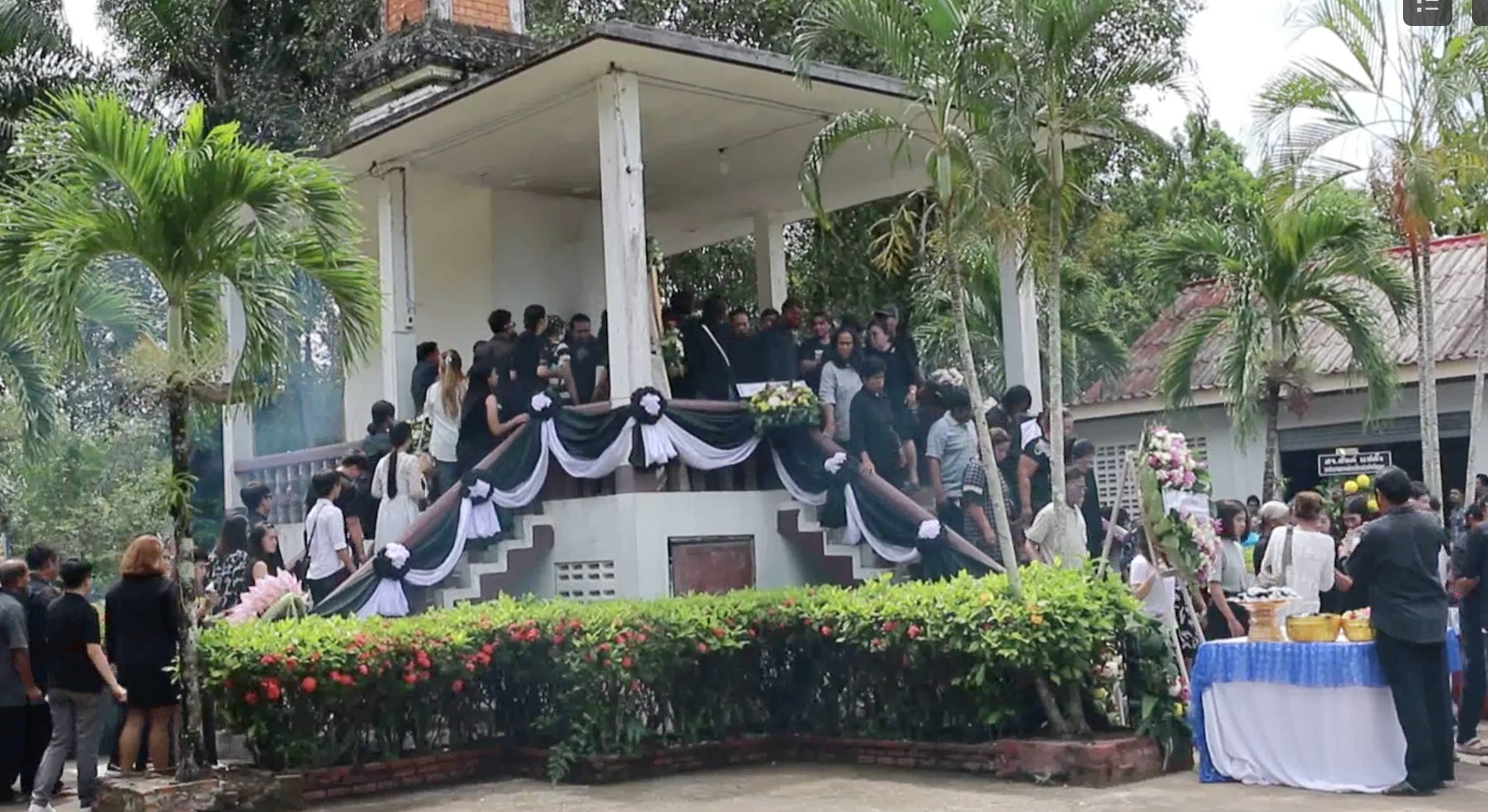 Tang le hoa hau Thai Lan anh 9