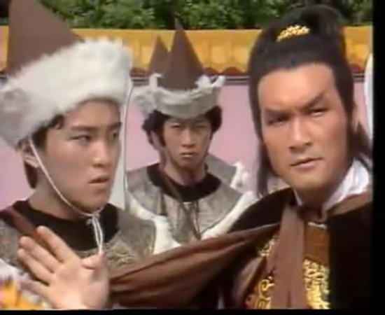 Chau Tinh Tri trong Thien long bat bo anh 1