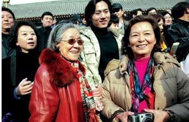 sao nhi Hong lau mong ly nguyet anh 3