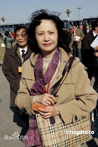 Bach Cot Tinh ghet Tay du ky anh 2