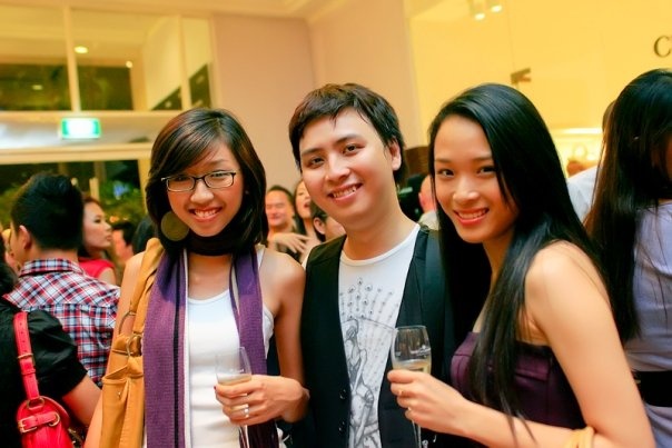 Truong Ho Phuong Nga bi kien anh 3