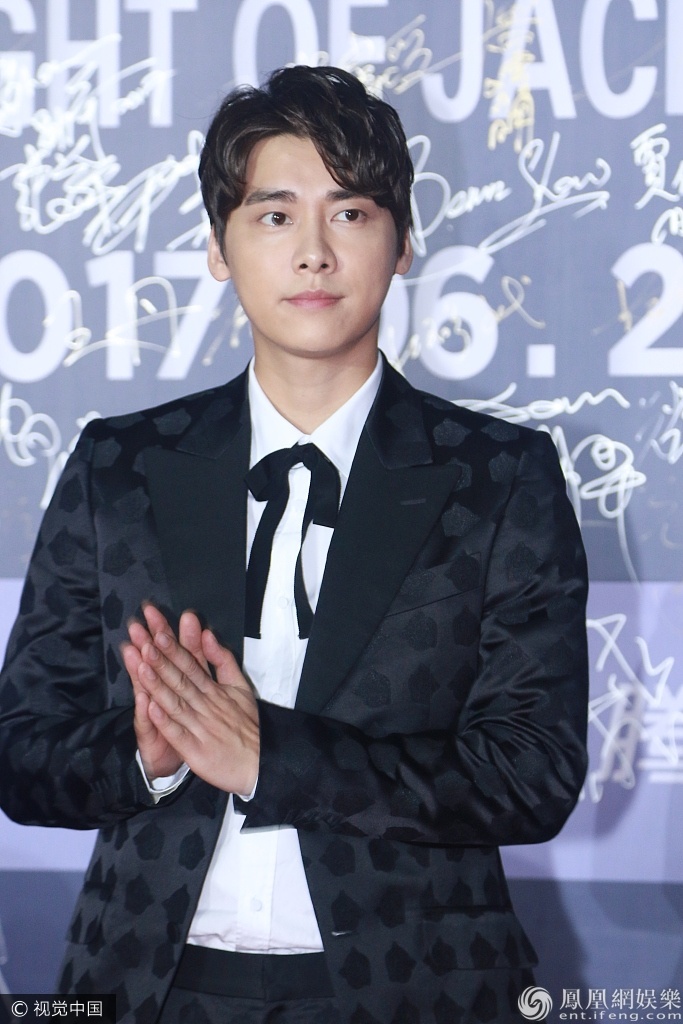 Nhom that tieu phuc hoi ngo anh 9