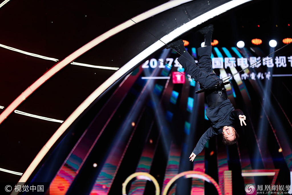 Nhom that tieu phuc hoi ngo anh 4