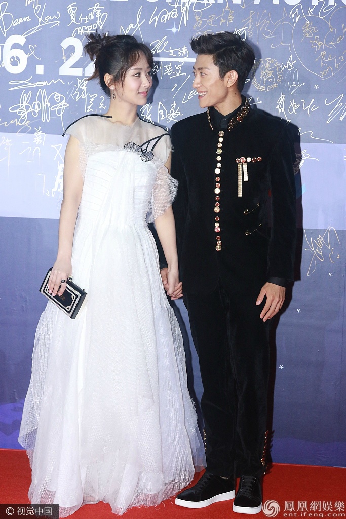 Nhom that tieu phuc hoi ngo anh 8