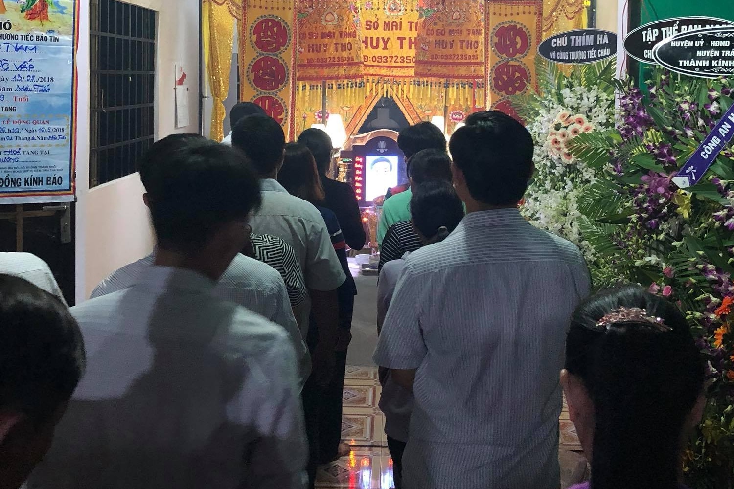 MC Quyền Linh đến thăm các hiệp sĩ vừa qua đời ảnh 2 MC Quyen Linh den tham cac hiep si vua qua doi anh 2