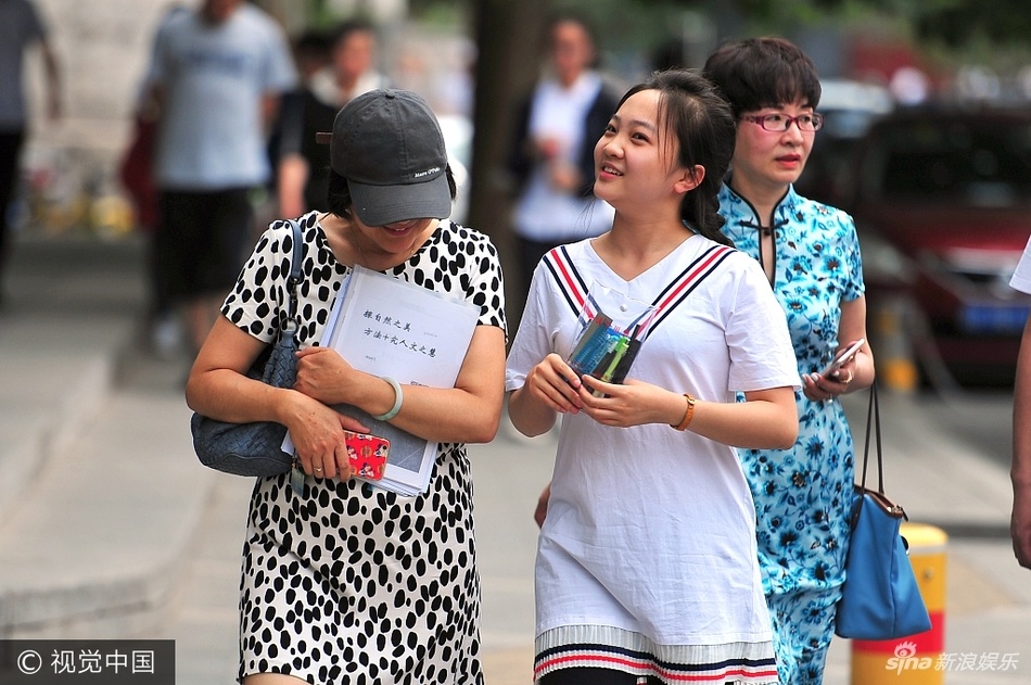 Lâm Diệu Khả điểm thi tốt nghiệp ảnh 1 Lam Dieu Kha diem thi tot nghiep anh 1