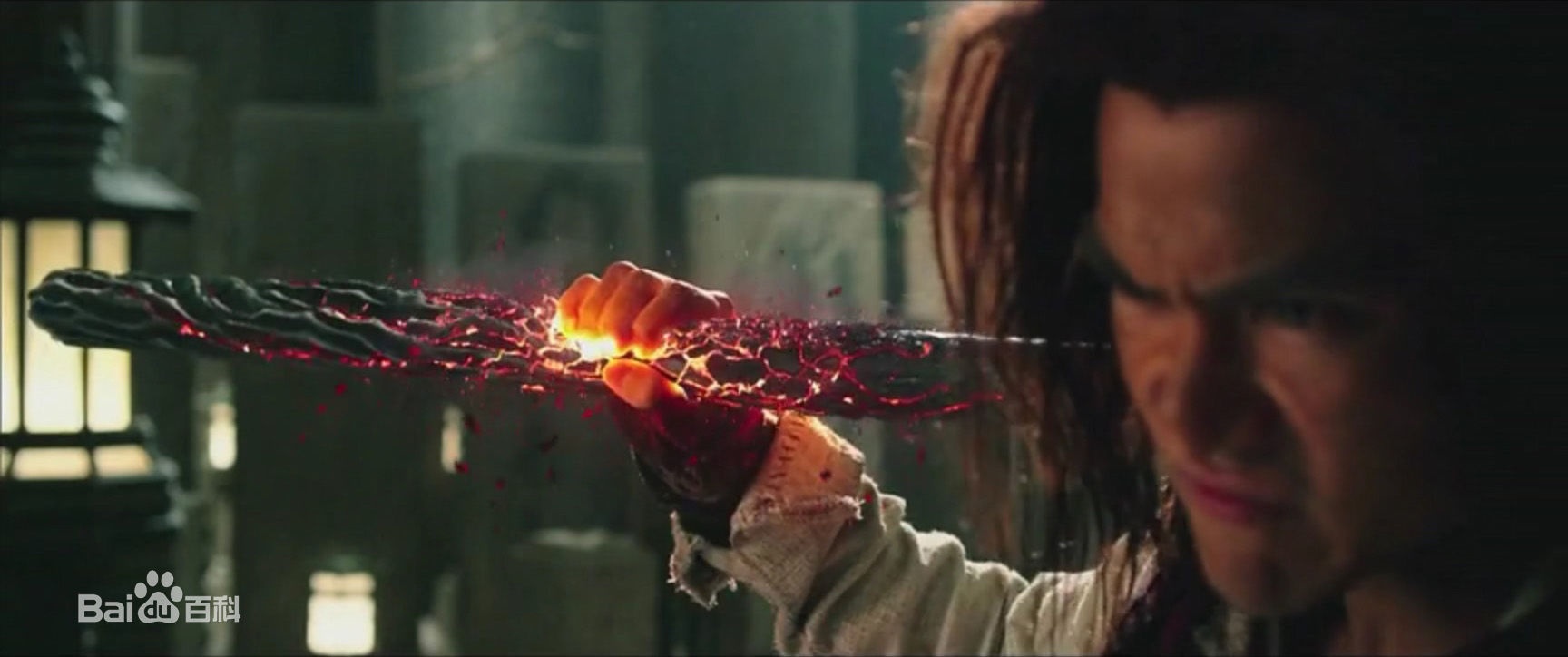 Ngo Khong truyen he lo bi mat goc gac vua khi anh 2