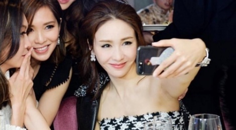 Cuoc song giau sang o tuoi U50 cua 'Trieu Man' Le Tu hinh anh