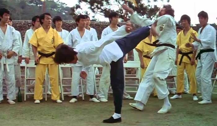 Lý Tiểu Long có giống Flores ảnh 1 Ly Tieu Long co giong Flores anh 1