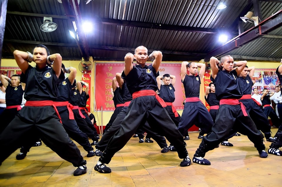 Ben trong vo duong Nam Huynh Dao anh 1