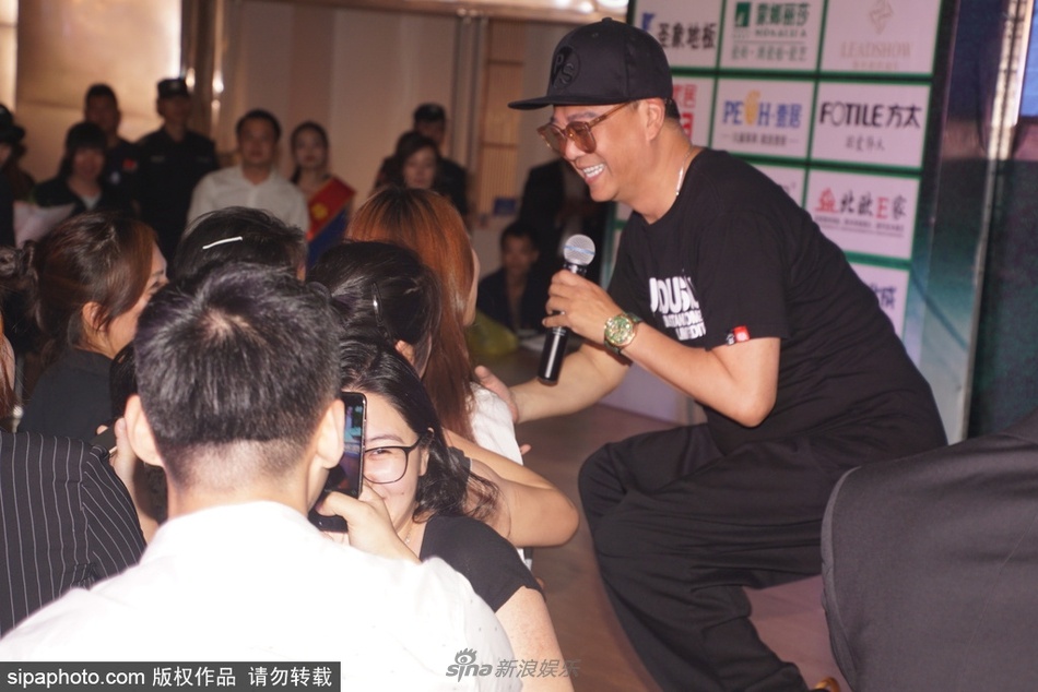 Âu Dương Chấn Hoa TVB ảnh 2 Au Duong Chan Hoa TVB anh 2