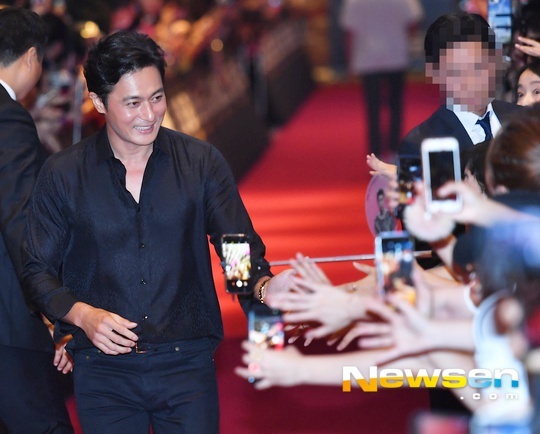 Dan sao ung ho Song Joong Ki anh 5