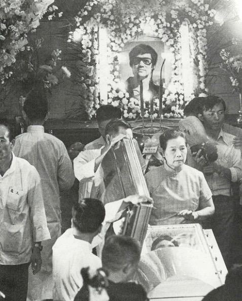 Tang le Ly Tieu Long anh 2