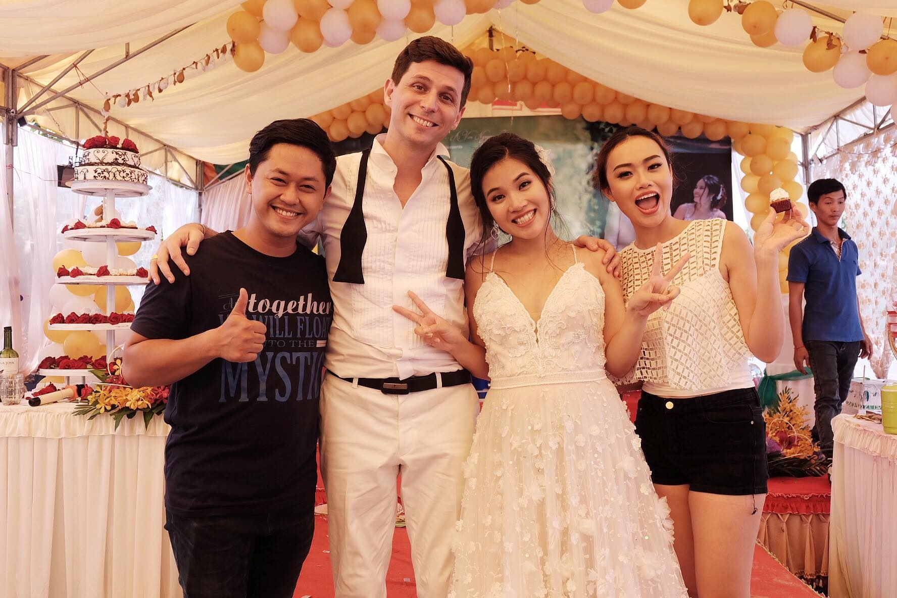 Le cuoi Tam phim Tam Cam Chuyen Huynh Lap ke anh 3