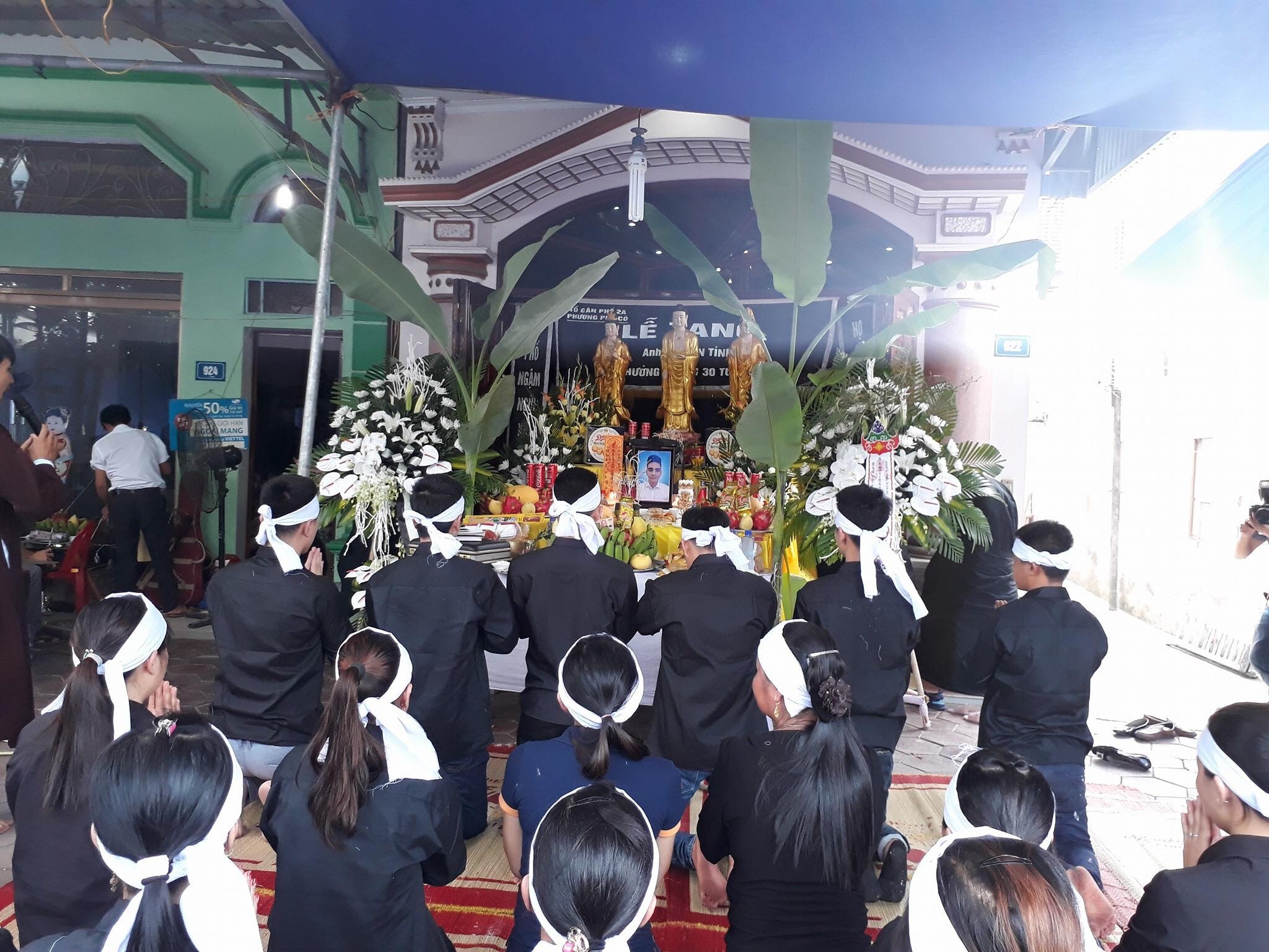 ca sĩ lê tính ngã từ tầng 10 chung cư ảnh 2 ca si le tinh nga tu tang 10 chung cu anh 2