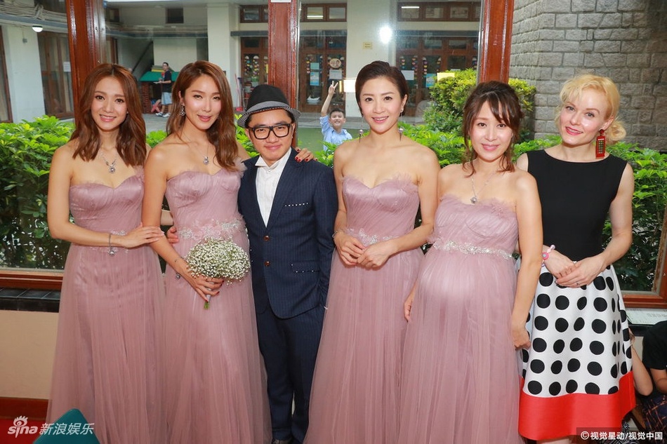 Le cuoi don gian cua tai tu Luc Tieu Phung anh 9