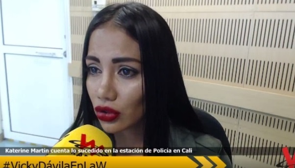 Người mẫu bị cảnh sát ép múa thoát y ảnh 1 Nguoi mau bi canh sat ep mua thoat y anh 1