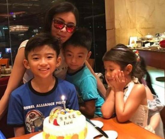 Trương Bá Chi tạ đình phong ảnh 1 Truong Ba Chi ta dinh phong anh 1