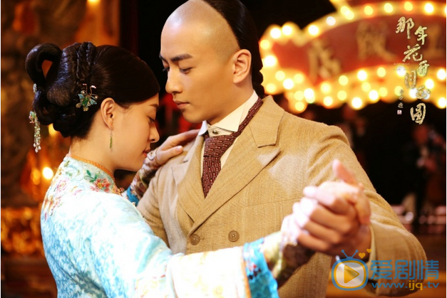 Clip gioi thieu 'Nam ay hoa no trang dang tron' hinh anh