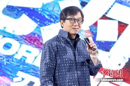 Thanh Long: 'Het hung thu voi Hollywood, chan la cao thu Trung Hoa' hinh anh