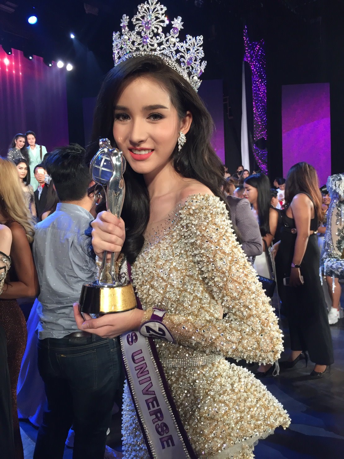 Hoa hậu chuyển giới Thái Lan Miss Tiffany 2017 ảnh 7 Hoa hau chuyen gioi Thai Lan Miss Tiffany 2017 anh 7