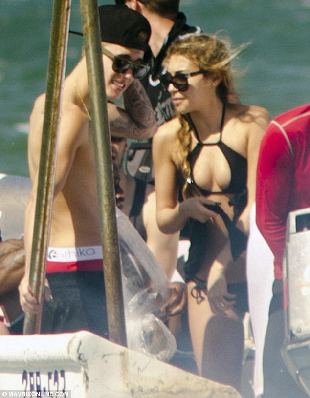 Justin Bieber mac benh tinh duc anh 2