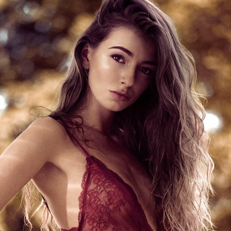 Người mẫu 20 tuổi nói về đường dây bán dâm ảnh 2 Nguoi mau 20 tuoi noi ve duong day ban dam anh 2