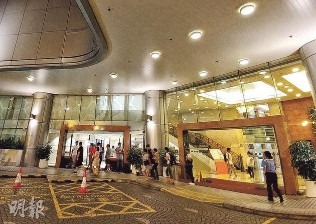 Vợ chồng Quách Phú Thành đón chào con gái đầu lòng ảnh 2 Vo chong Quach Phu Thanh don chao con gai dau long anh 2