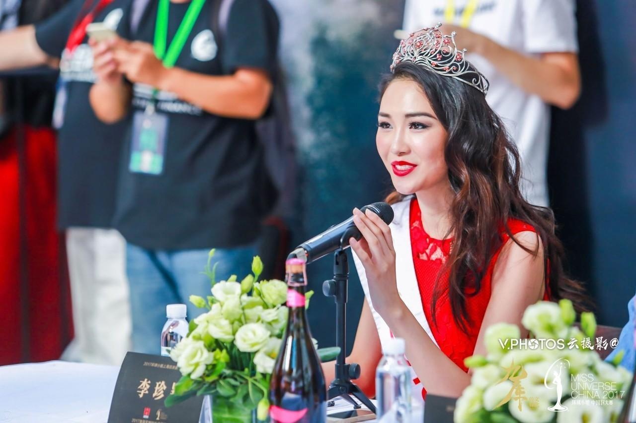 Hoa hau Hoan vu Thuong Hai anh 11