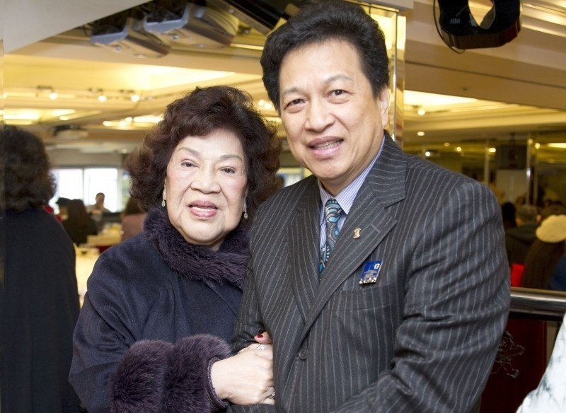 Đạo diễn Đài Loan ngoại tình ảnh 3 Dao dien Dai Loan ngoai tinh anh 3