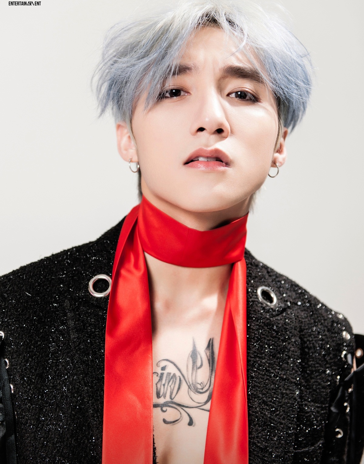 Sơn Tùng M-TP gây bất ngờ với MV Lạc trôi ảnh 2 Son Tung M-TP gay bat ngo voi MV Lac troi anh 2
