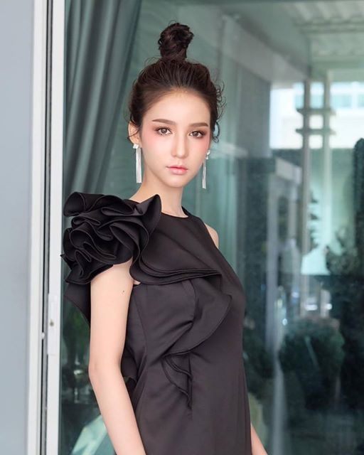 Hoa hậu chuyển giới Thái Lan mờ nhạt ảnh 3 Hoa hau chuyen gioi Thai Lan mo nhat anh 3