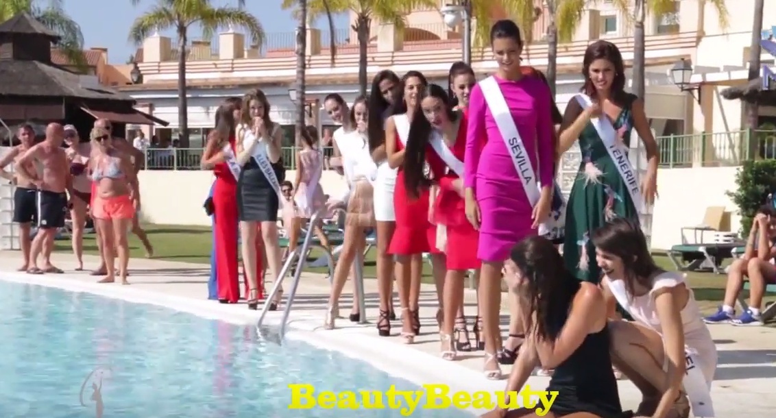 Thi sinh Hoa hau Hoan vu Tay Ban Nha nga anh 2