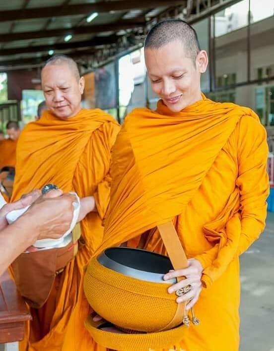 Hoa hau chuyen gioi di tu anh 9