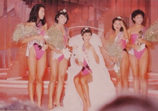 Sao nu Thien long bat bo qua doi anh 2