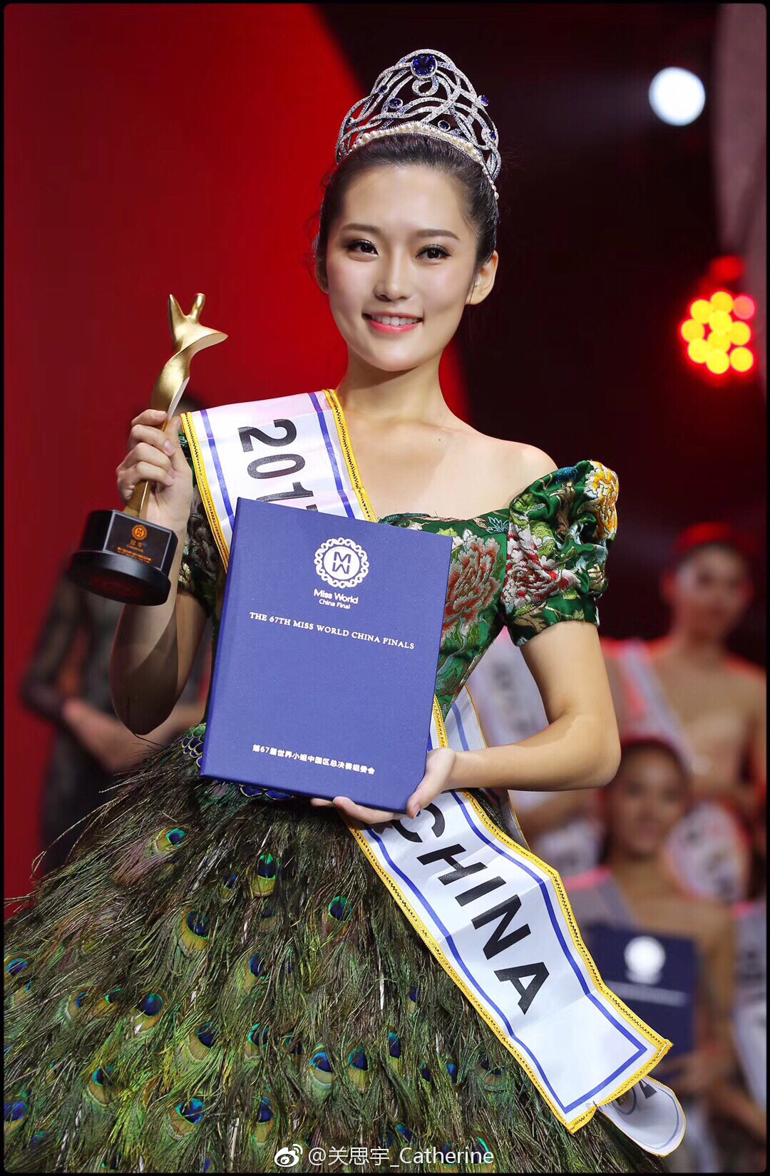 Hoa hau The gioi Trung Quoc 2017 anh 2