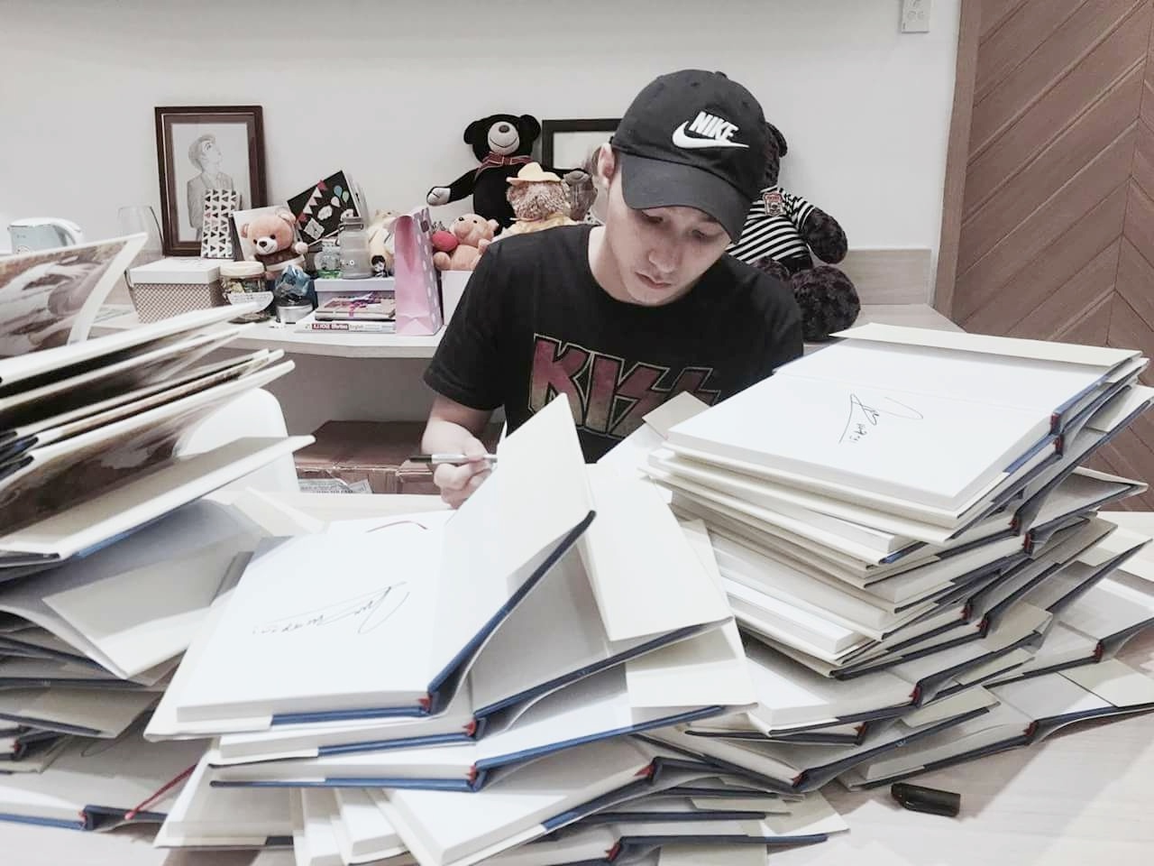 Tự truyện Sơn Tùng M-TP ảnh 1 Tu truyen Son Tung M-TP anh 1