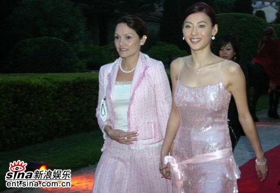 Mẹ Trương Bá Chi đóng phim cấp ba, làm tài xế Uber ảnh 2 Me Truong Ba Chi dong phim cap ba, lam tai xe Uber anh 2