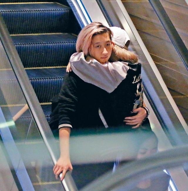 Con gai Thanh Long dong tinh anh 3