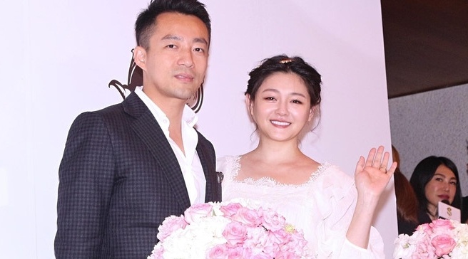 Ro tin khach san trieu USD thua lo, Dai S nhap vien trien mien hinh anh