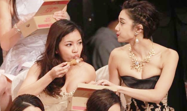 Dai TVB: Ke toi do re tien phia sau su sup do cua showbiz Hong Kong hinh anh