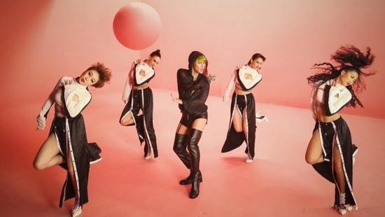 Trần Chí Bằng ra mắt MV thảm họa ảnh 2 Tran Chi Bang ra mat MV tham hoa anh 2